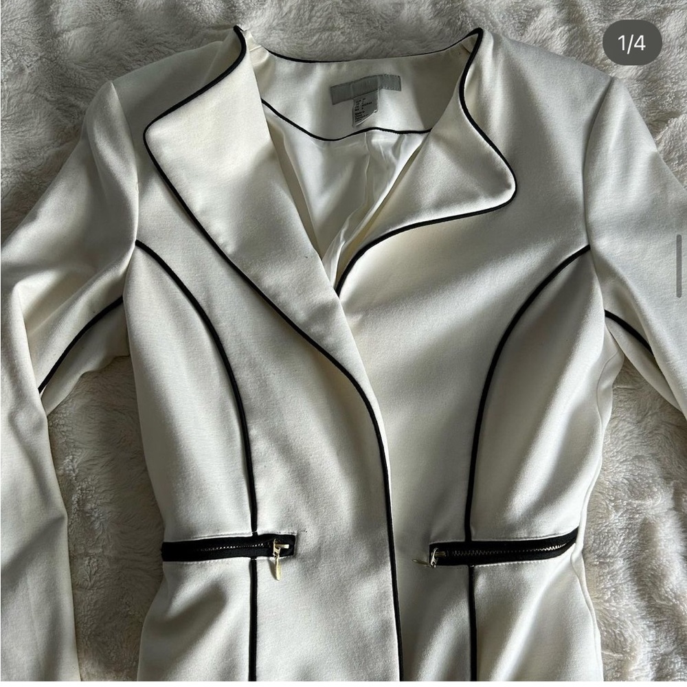 White blazer with shoulder pads